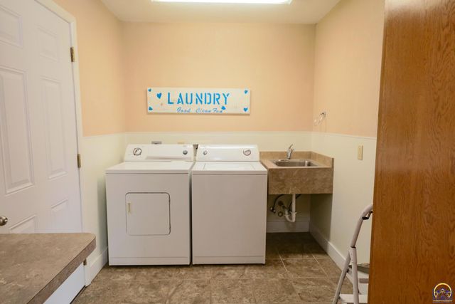 1001 Topeka St, Emporia, KS 66801