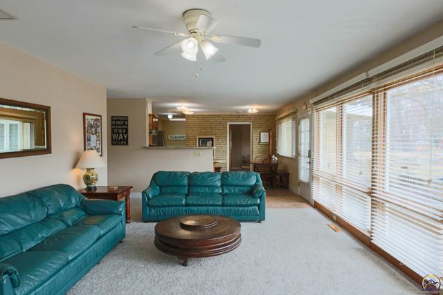 1001 Topeka St, Emporia, KS 66801