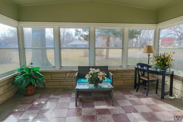 1001 Topeka St, Emporia, KS 66801