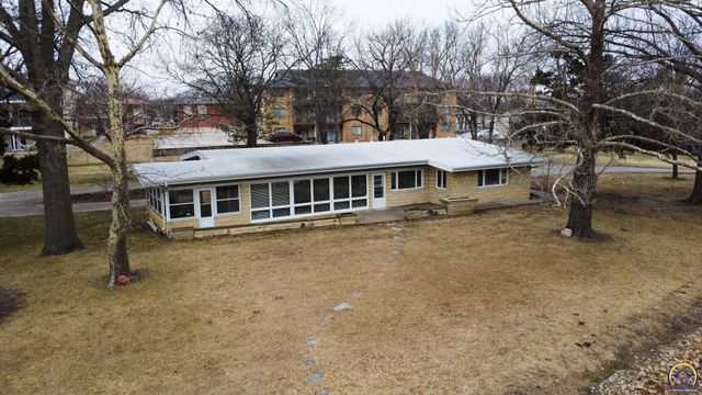 1001 Topeka St, Emporia, KS 66801