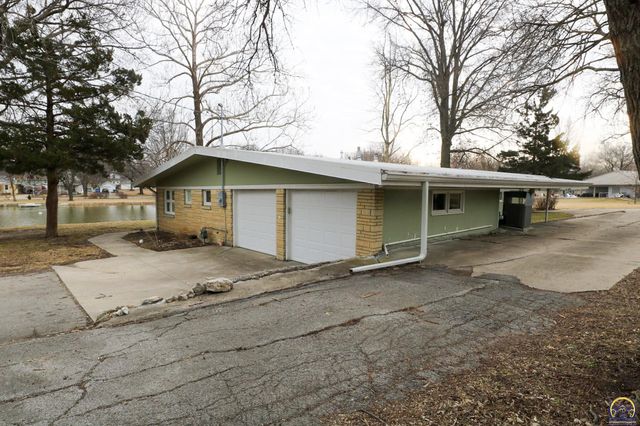 1001 Topeka St, Emporia, KS 66801