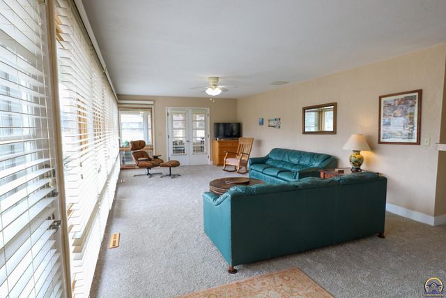 1001 Topeka St, Emporia, KS 66801