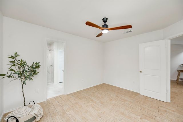 12706 Heinemann DR, Austin, TX 78727