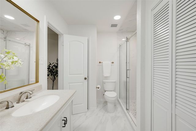 12706 Heinemann DR, Austin, TX 78727