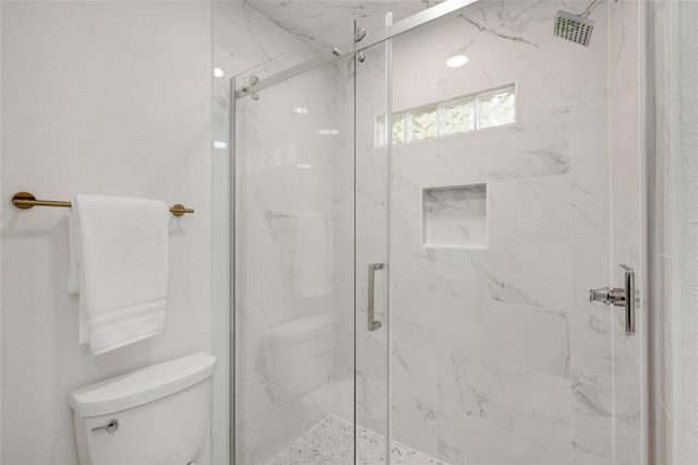 12706 Heinemann DR, Austin, TX 78727