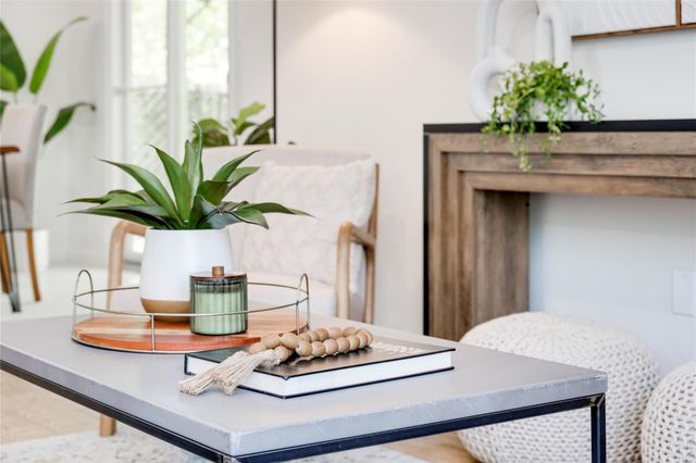 12706 Heinemann DR, Austin, TX 78727