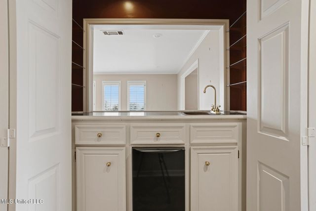 18 Moss Forest Circle, Jackson, MS 39211