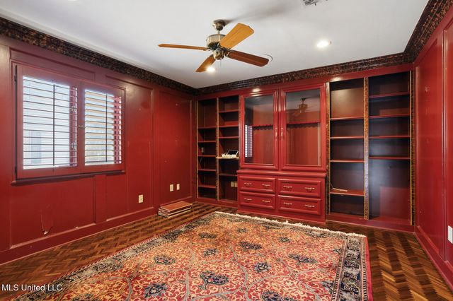 18 Moss Forest Circle, Jackson, MS 39211