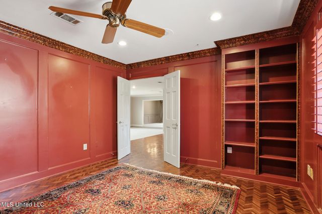 18 Moss Forest Circle, Jackson, MS 39211