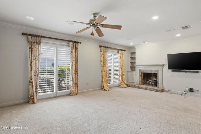 18 Moss Forest Circle, Jackson, MS 39211