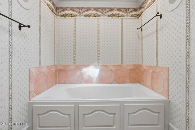 18 Moss Forest Circle, Jackson, MS 39211