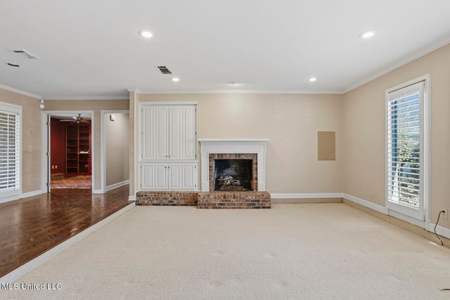 18 Moss Forest Circle, Jackson, MS 39211