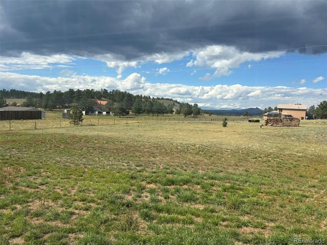489 Duesouth Rd, Florissant, CO 80816