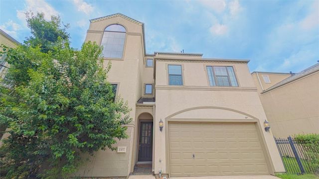 1307 Riverine Court, Houston, TX 77055