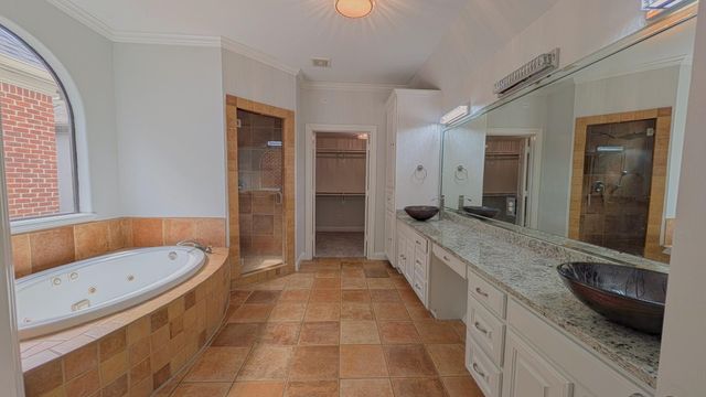 1307 Riverine Court, Houston, TX 77055