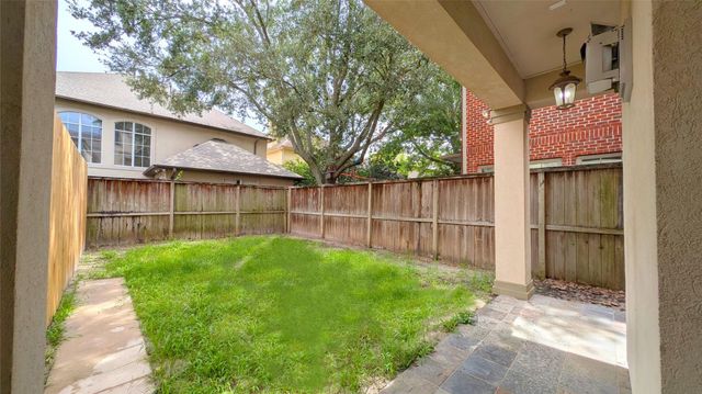 1307 Riverine Court, Houston, TX 77055