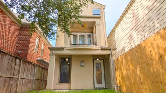 1307 Riverine Court, Houston, TX 77055