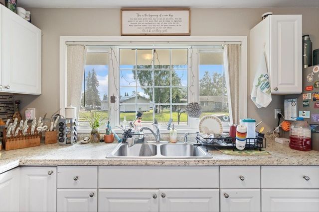 213 BENTLEY DRIVE, Fairbanks, AK 99701