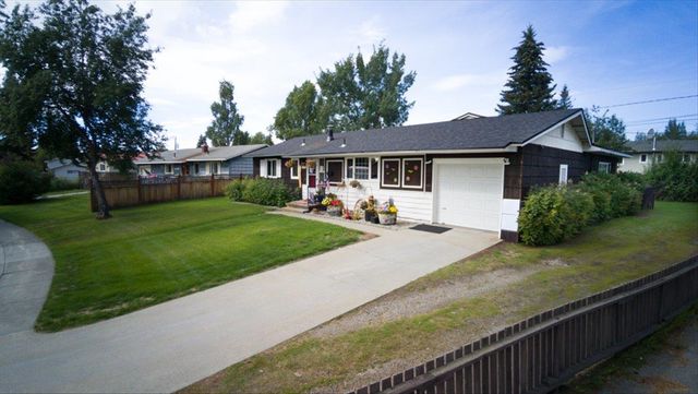 213 BENTLEY DRIVE, Fairbanks, AK 99701