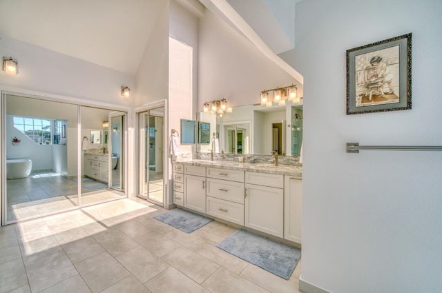 21 Merion Road, Half Moon Bay, CA 94019