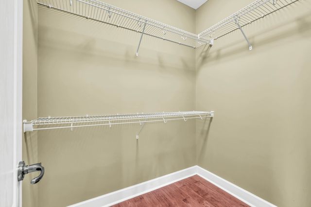 476 Maxshire Ct, Clarksville, TN 37043