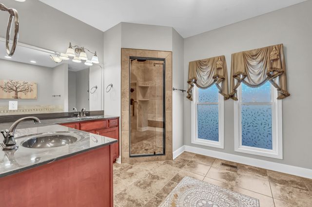 476 Maxshire Ct, Clarksville, TN 37043