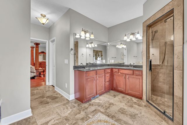 476 Maxshire Ct, Clarksville, TN 37043