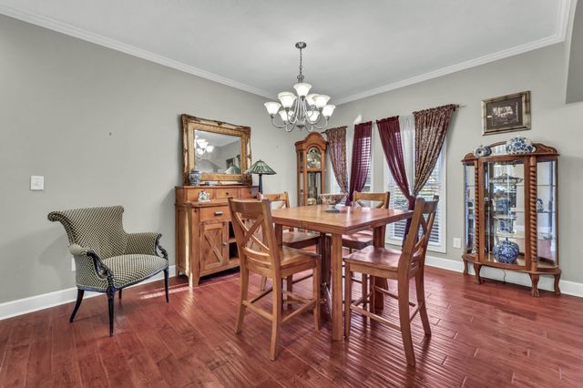 476 Maxshire Ct, Clarksville, TN 37043