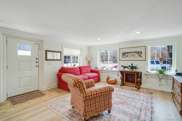 146 Halsey Manor Road, Manorville, NY 11949