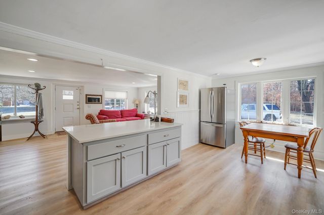 146 Halsey Manor Road, Manorville, NY 11949