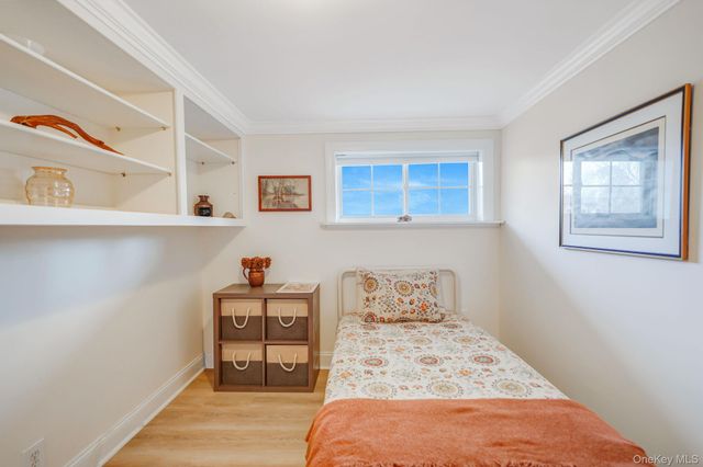 146 Halsey Manor Road, Manorville, NY 11949