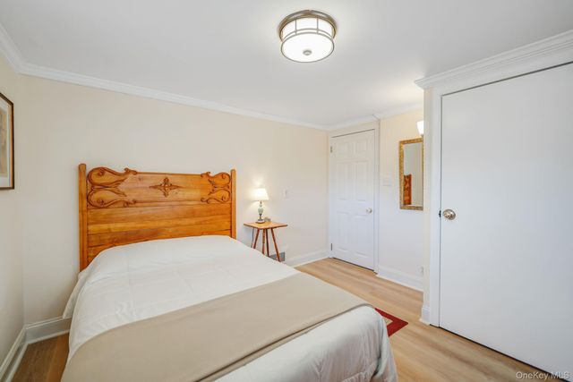 146 Halsey Manor Road, Manorville, NY 11949