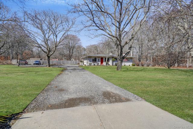 146 Halsey Manor Road, Manorville, NY 11949