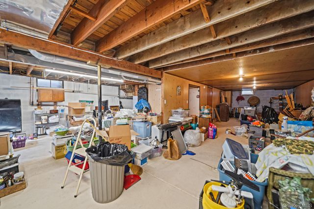 146 Halsey Manor Road, Manorville, NY 11949