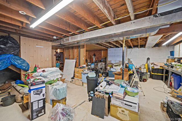 146 Halsey Manor Road, Manorville, NY 11949