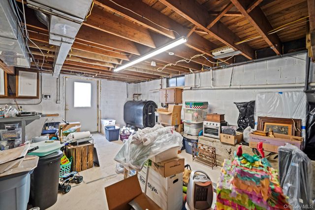 146 Halsey Manor Road, Manorville, NY 11949