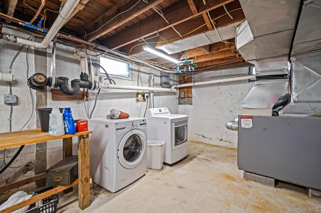 146 Halsey Manor Road, Manorville, NY 11949