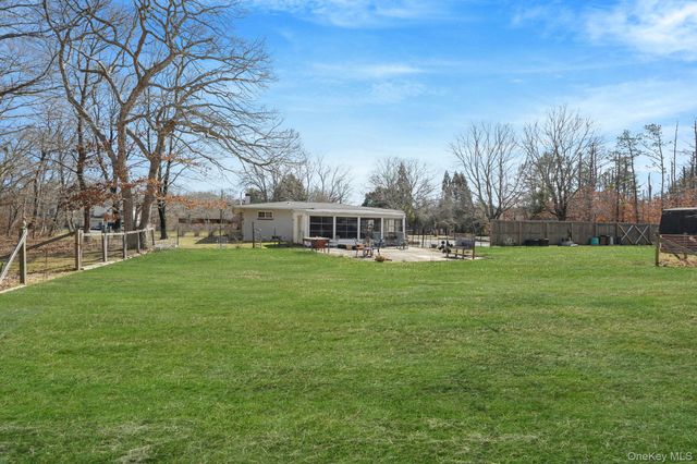 146 Halsey Manor Road, Manorville, NY 11949