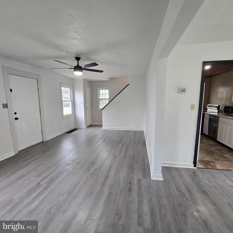 21676 N ESSEX DR, Lexington Park, MD 20653