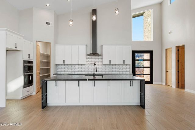 15860 E BROKEN BIT Road, Mayer, AZ 86333