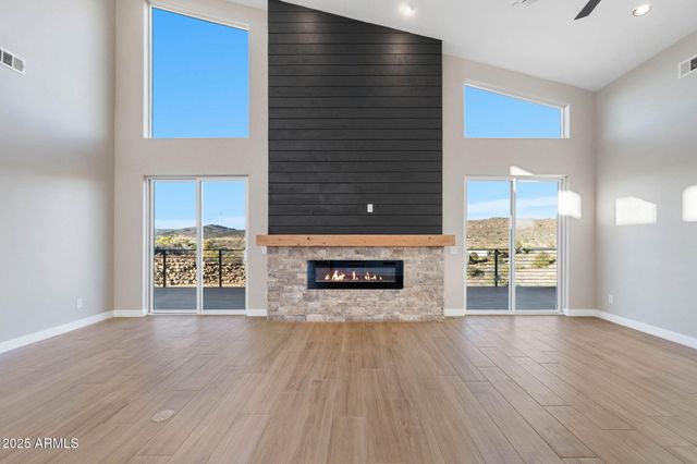 15860 E BROKEN BIT Road, Mayer, AZ 86333