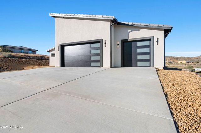 15860 E BROKEN BIT Road, Mayer, AZ 86333