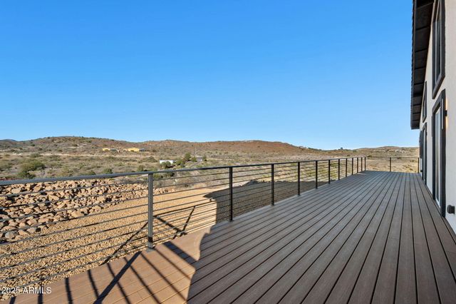 15860 E BROKEN BIT Road, Mayer, AZ 86333