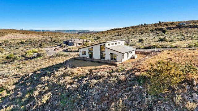 15860 E BROKEN BIT Road, Mayer, AZ 86333
