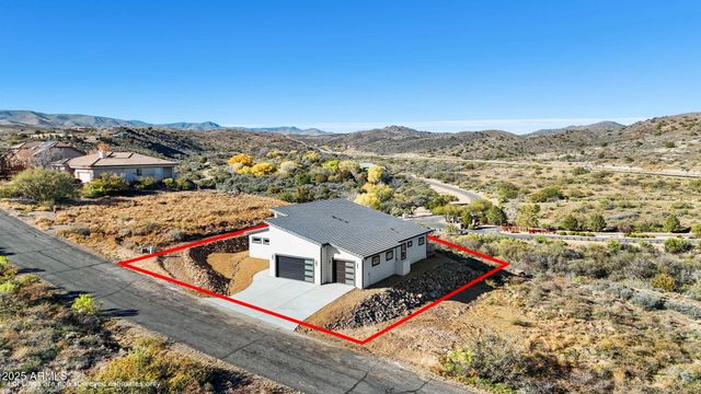 15860 E BROKEN BIT Road, Mayer, AZ 86333