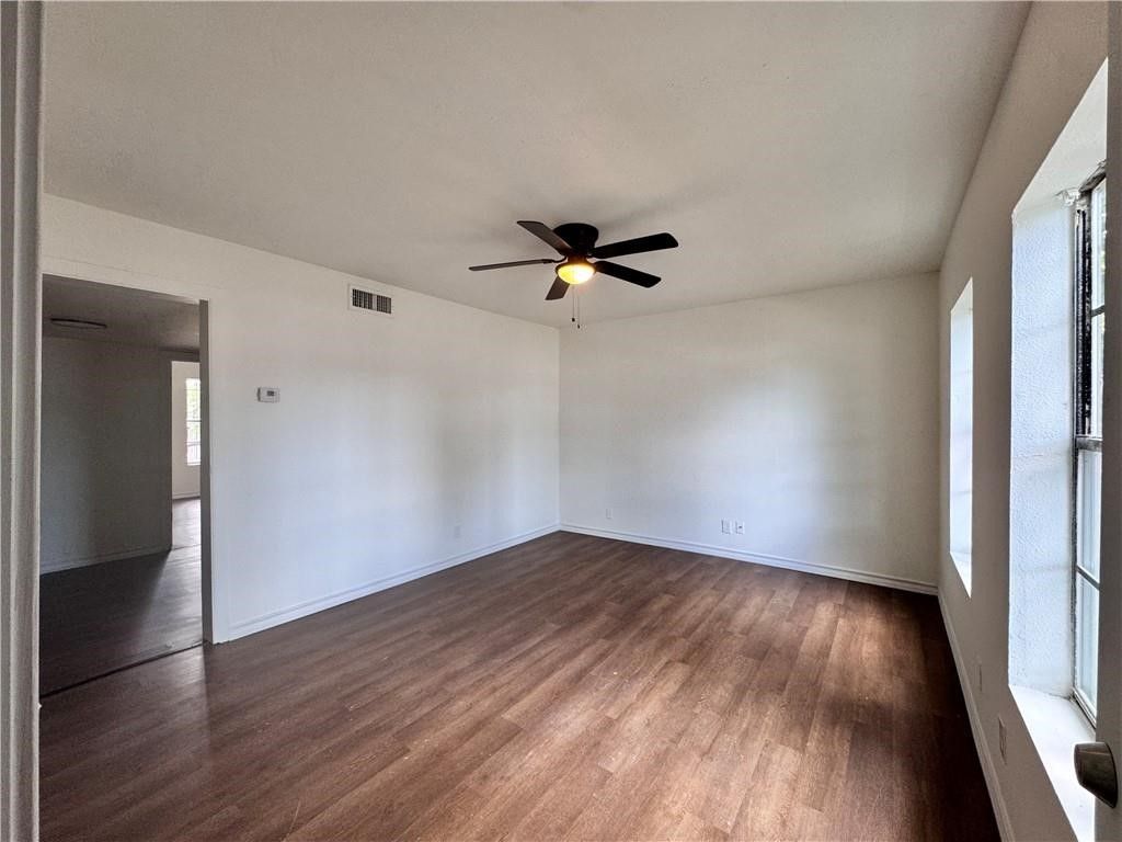 907 Elizabeth St, Corpus Christi, TX 78404 — photo 3