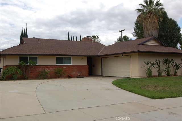 8484 MONTEEL Place, Riverside, CA 92504