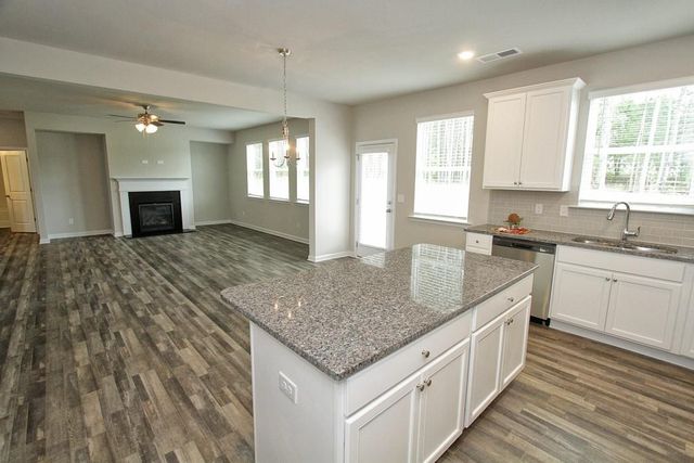 4205 Woodsley Place, Loganville, GA 30052