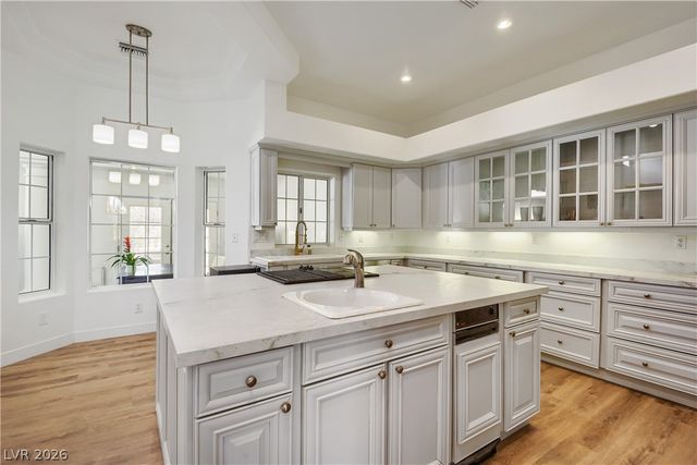 8046 Silver King Drive, Las Vegas, NV 89129
