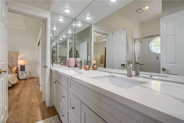 8046 Silver King Drive, Las Vegas, NV 89129